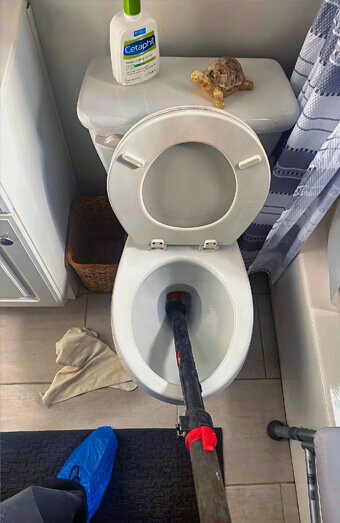 https://blockeddrainsrivervale.com.au/uploads/2025/07/blocked-toilet-54169.jpg