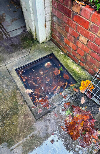 https://blockeddrainsrivervale.com.au/uploads/2025/07/hero-blocked-sewers-27767.jpg